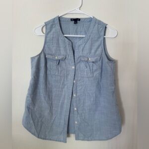 GAP Light Blue Sleeveless Button-Down Shirt Chambray